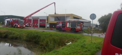 Brandweerinzet bij brand in brandweerkazerne Winkel